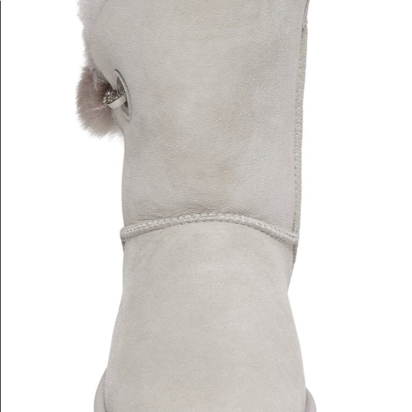 UGG Women’s Irina Boot - Picture 4 of 6